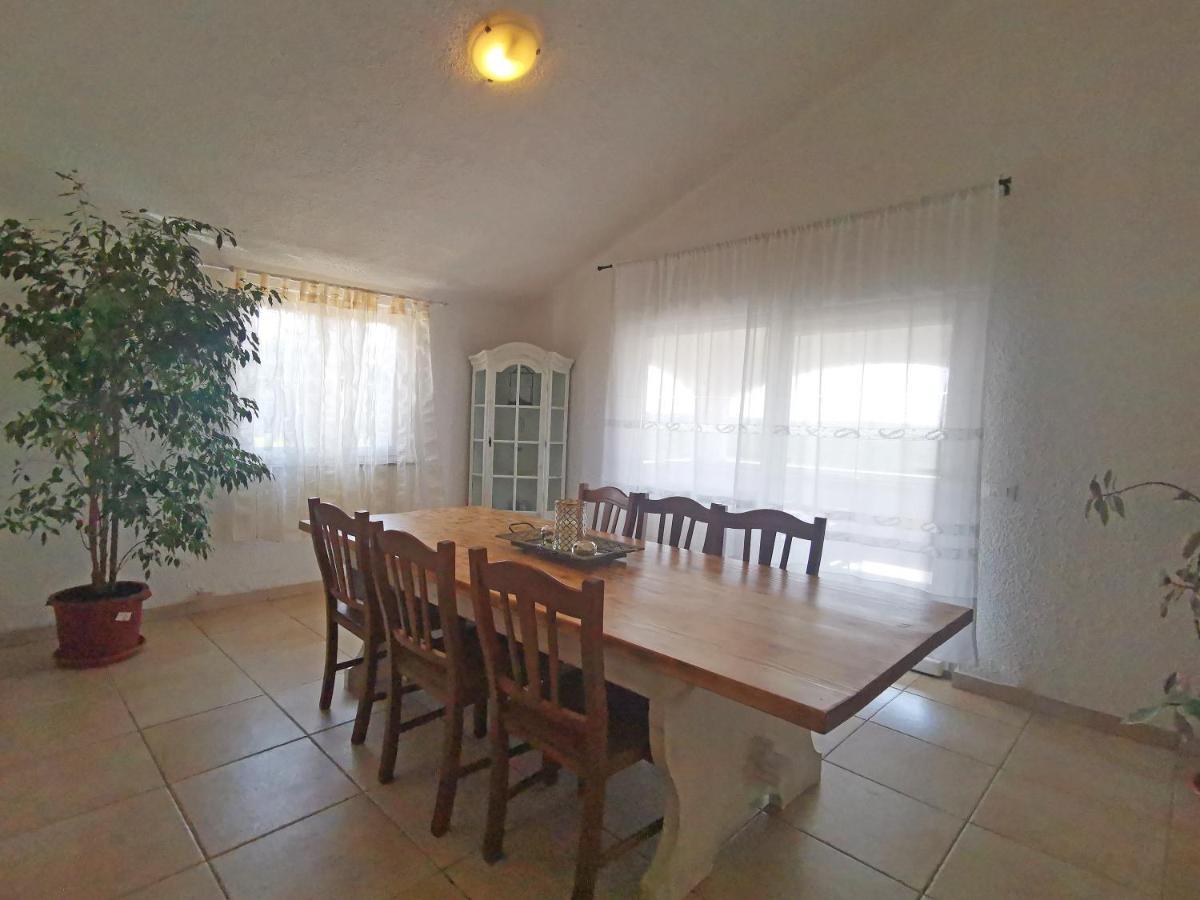 Apartman Luna Sveti Lovreč Pazenatički Εξωτερικό φωτογραφία